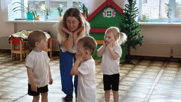 Приобщение детей раннего возраста к ЗОЖ посредством художественного слова.